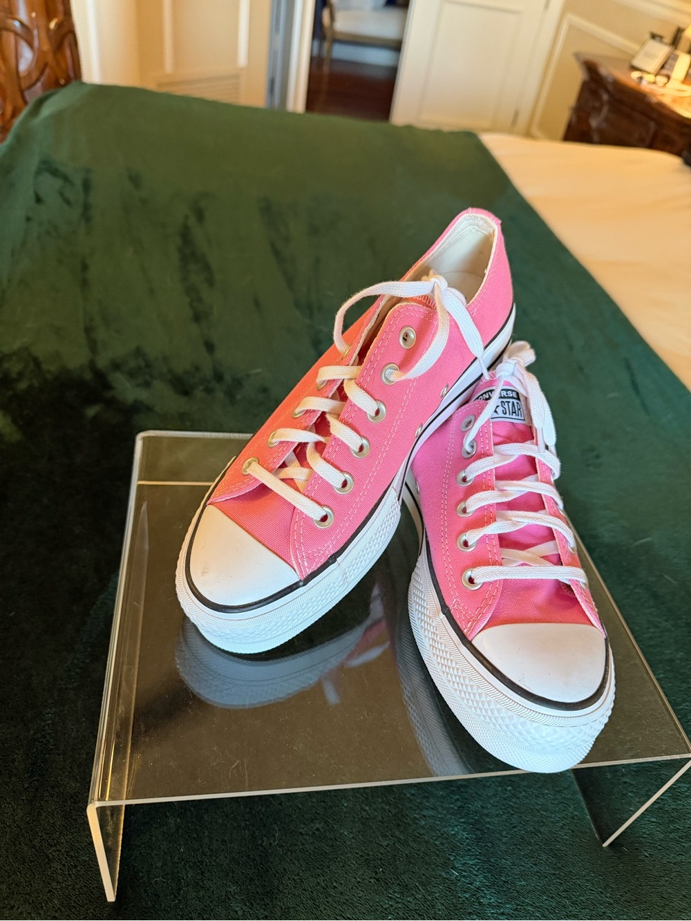 Converse Pink Low-Top Platform Canvas Sneakers 8